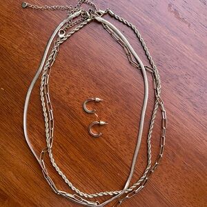 Elegant costume Gold Chain Necklace and Earring Set